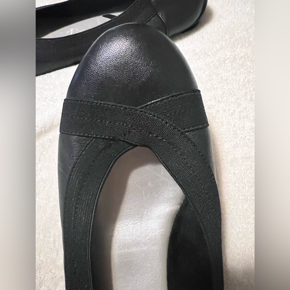Black leather Anne Klein Sport flats size 8.5 - Picture 7 of 9